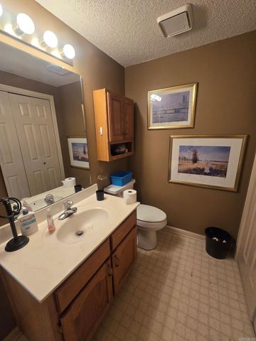 909 S Shobe Rd Road, Bryant, AR 72022