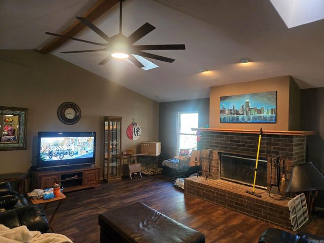 909 S Shobe Rd Road, Bryant, AR 72022