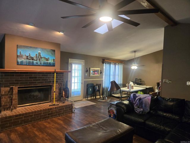 909 S Shobe Rd Road, Bryant, AR 72022