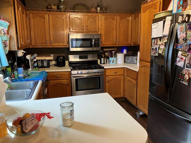 909 S Shobe Rd Road, Bryant, AR 72022