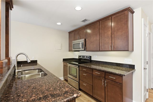 112 Washington Pl 16H, Downtown Pgh, PA 15219