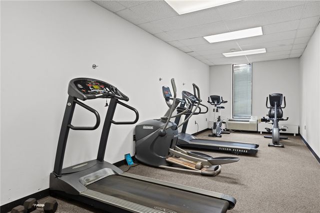 112 Washington Pl 16H, Downtown Pgh, PA 15219