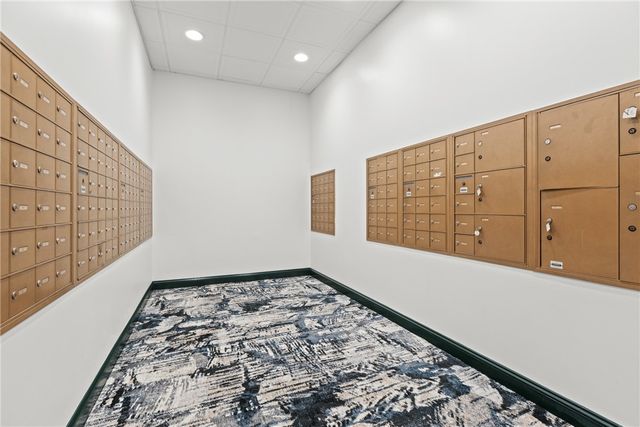 112 Washington Pl 16H, Downtown Pgh, PA 15219