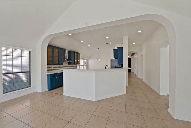 2743 Waterway Drive, Grand Prairie, TX 75054