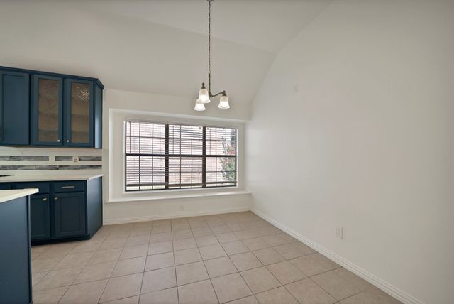 2743 Waterway Drive, Grand Prairie, TX 75054