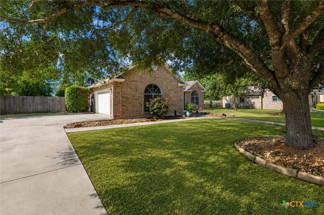 137 Bonnies Way, New Braunfels, TX 78130