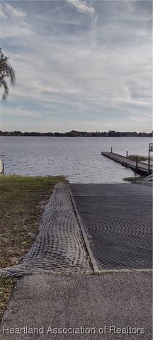 6117 Lake Front Drive, Sebring, FL 33876