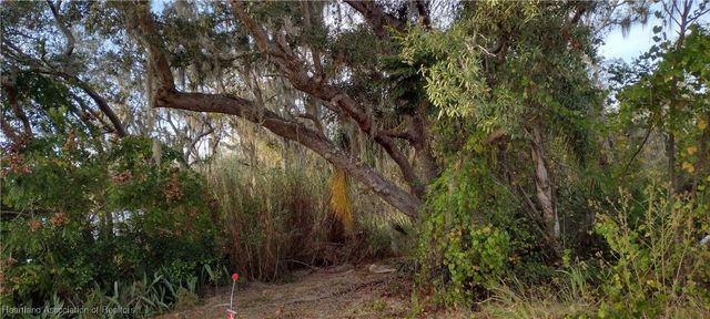 6117 Lake Front Drive, Sebring, FL 33876