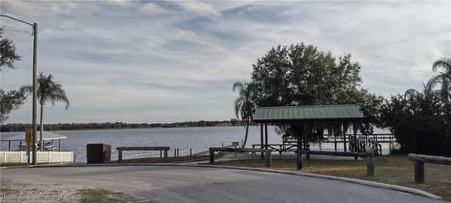 6117 Lake Front Drive, Sebring, FL 33876