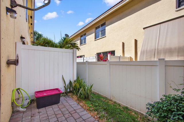 9440 SW Merlin Court, Stuart, FL 34997