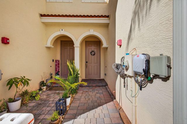 9440 SW Merlin Court, Stuart, FL 34997