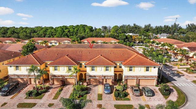 9440 SW Merlin Court, Stuart, FL 34997