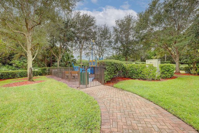 9440 SW Merlin Court, Stuart, FL 34997