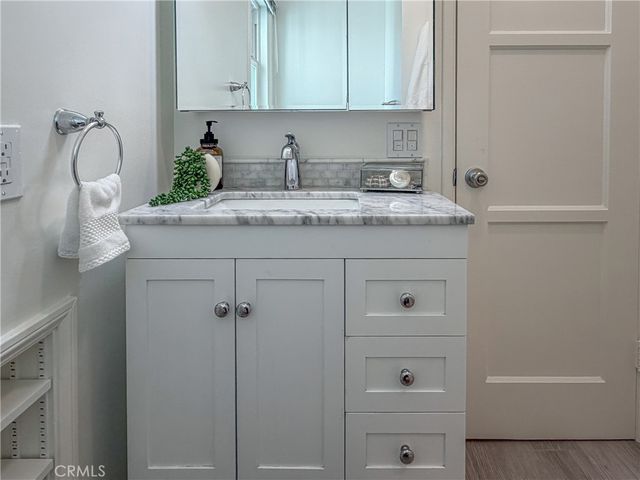 611 Delaware Road, Burbank, CA 91504
