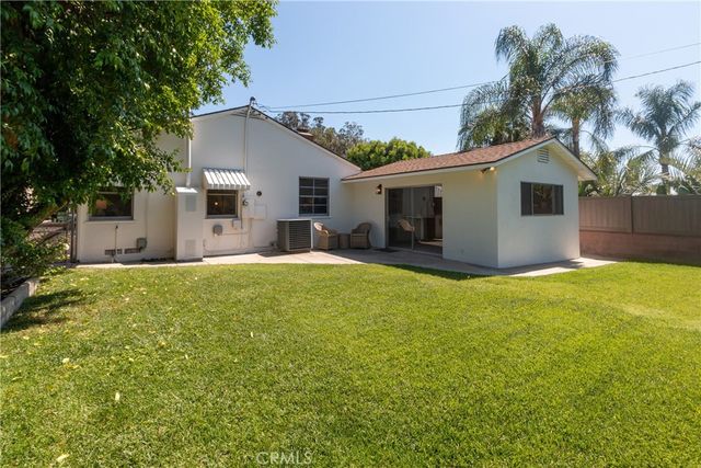 611 Delaware Road, Burbank, CA 91504
