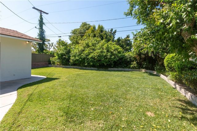 611 Delaware Road, Burbank, CA 91504