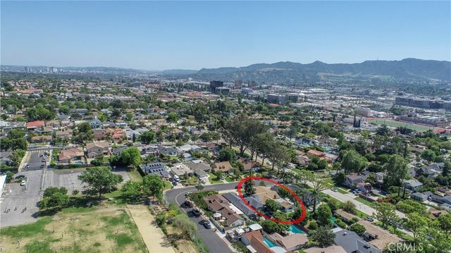 611 Delaware Road, Burbank, CA 91504