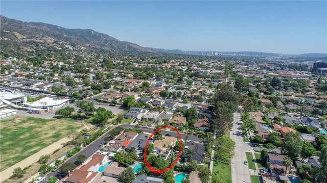 611 Delaware Road, Burbank, CA 91504