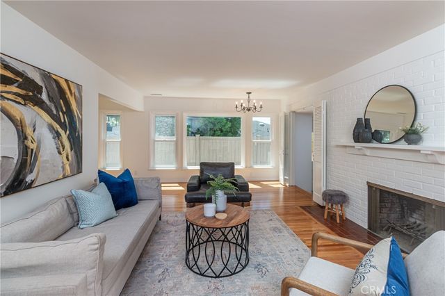 611 Delaware Road, Burbank, CA 91504