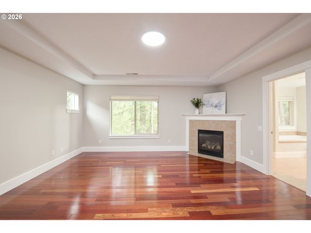 5647 Nw LARK MEADOW Ter, Portland, OR 97229