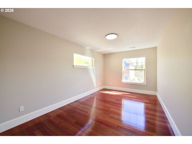 5647 Nw LARK MEADOW Ter, Portland, OR 97229