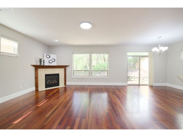 5647 Nw LARK MEADOW Ter, Portland, OR 97229