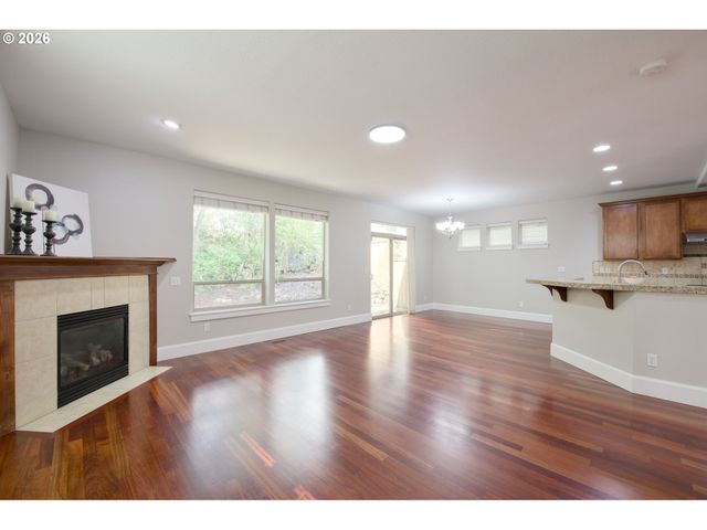 5647 Nw LARK MEADOW Ter, Portland, OR 97229