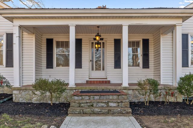 4120 Bonny Oaks Drive, Chattanooga, TN 37406