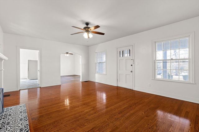 4120 Bonny Oaks Drive, Chattanooga, TN 37406