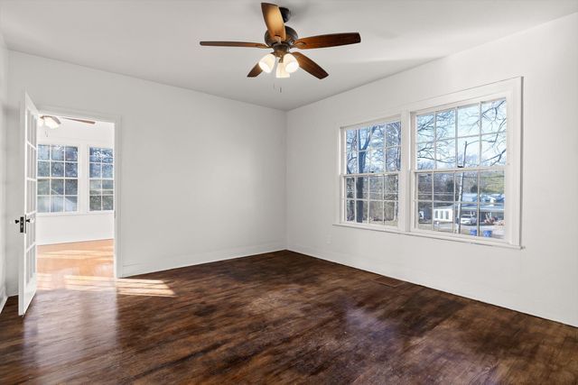 4120 Bonny Oaks Drive, Chattanooga, TN 37406