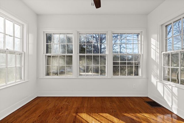 4120 Bonny Oaks Drive, Chattanooga, TN 37406