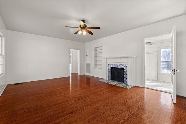 4120 Bonny Oaks Drive, Chattanooga, TN 37406