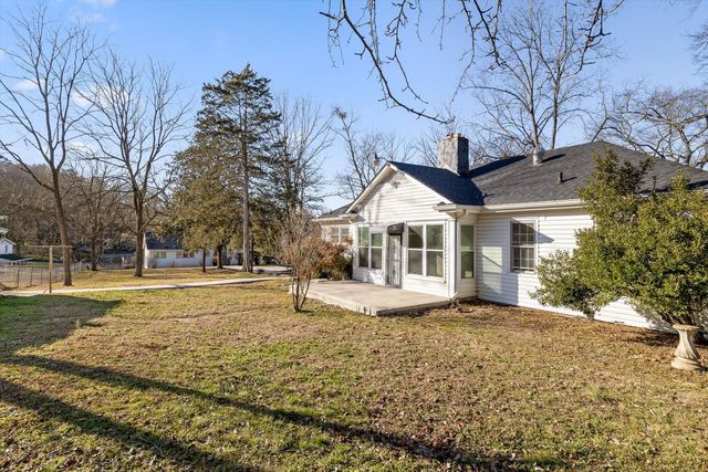 4120 Bonny Oaks Drive, Chattanooga, TN 37406