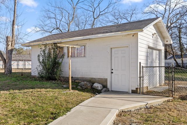 4120 Bonny Oaks Drive, Chattanooga, TN 37406