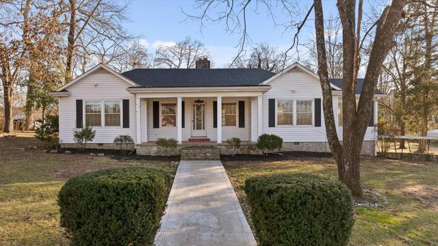 4120 Bonny Oaks Drive, Chattanooga, TN 37406