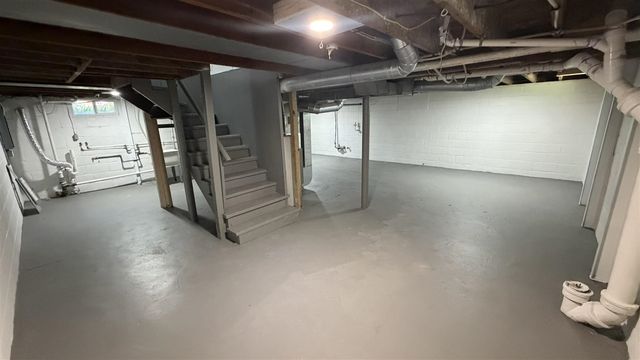 2345 Harding Avenue, Muskegon, MI 49441
