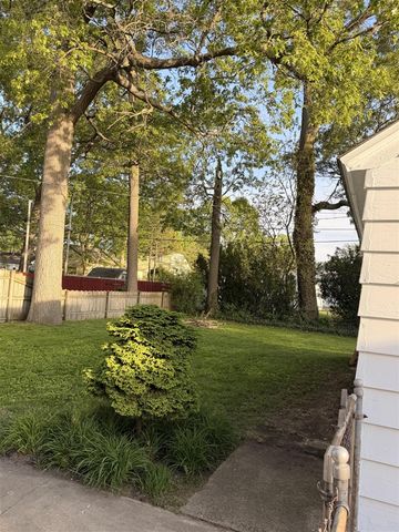 2345 Harding Avenue, Muskegon, MI 49441