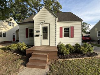 2345 Harding Avenue, Muskegon, MI 49441