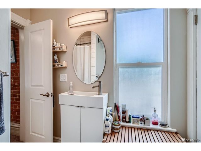 1547 N High St, Denver, CO 80218