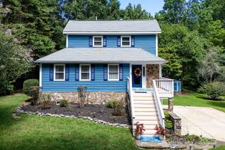 4711 Mountain Point Lane, Charlotte, NC 28216