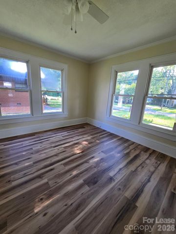 1909 S Main Street, Kannapolis, NC 28081
