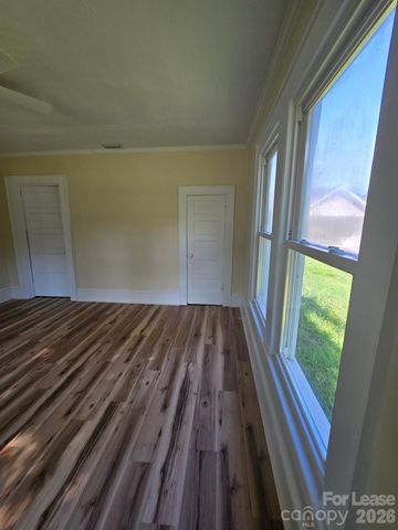 1909 S Main Street, Kannapolis, NC 28081