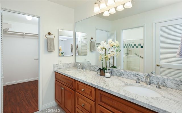5282 Thorn Tree, Irvine, CA 92612