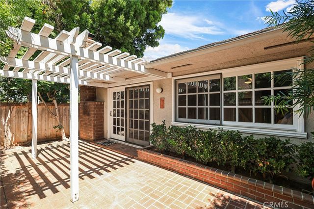 5282 Thorn Tree, Irvine, CA 92612
