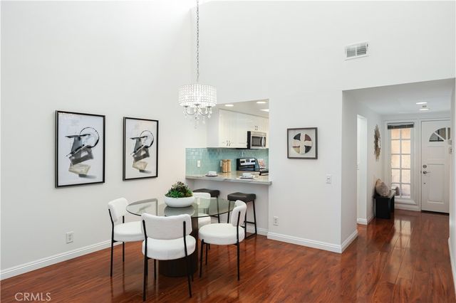5282 Thorn Tree, Irvine, CA 92612