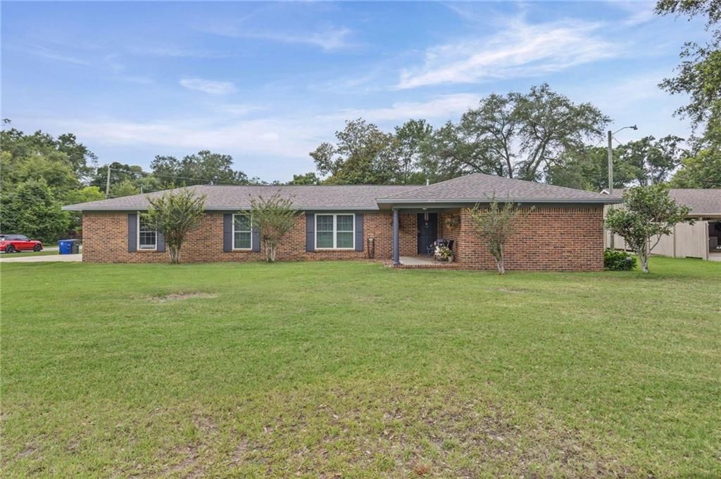 1011 Pine Street, Foley, AL 36535 — photo 5