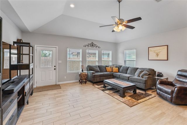 13950 Ketch St, Corpus Christi, TX 78418