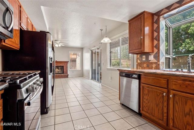 39240 Gunsmoke Court, Palmdale, CA 93551