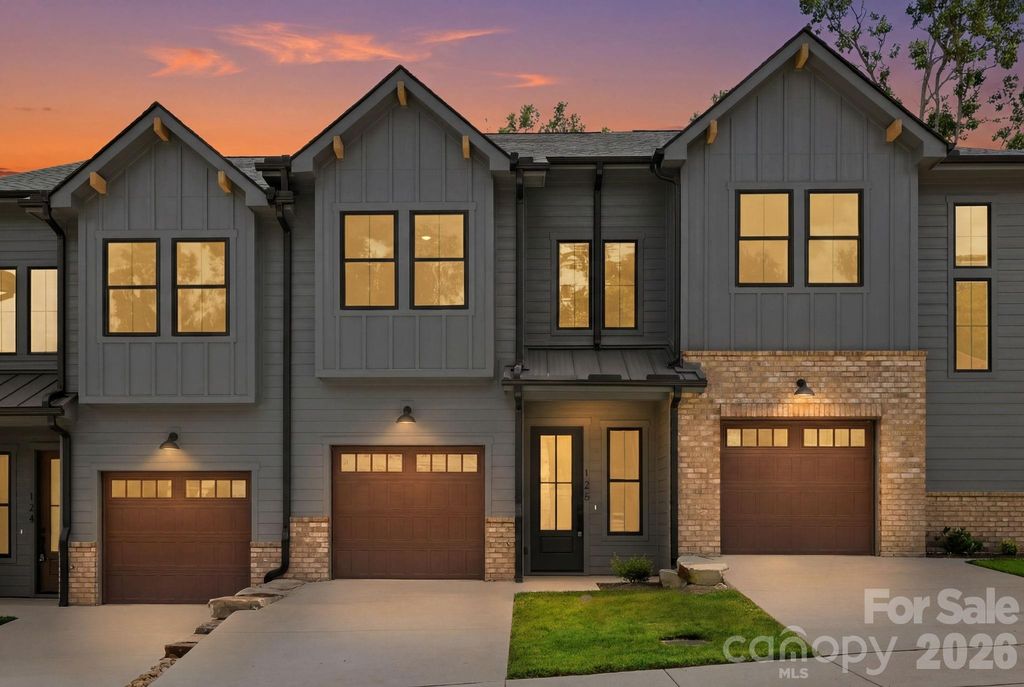 126 Collin Place 36, Asheville, NC 28804