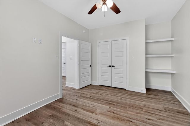 502 S Carroll Street, La Porte, TX 77571